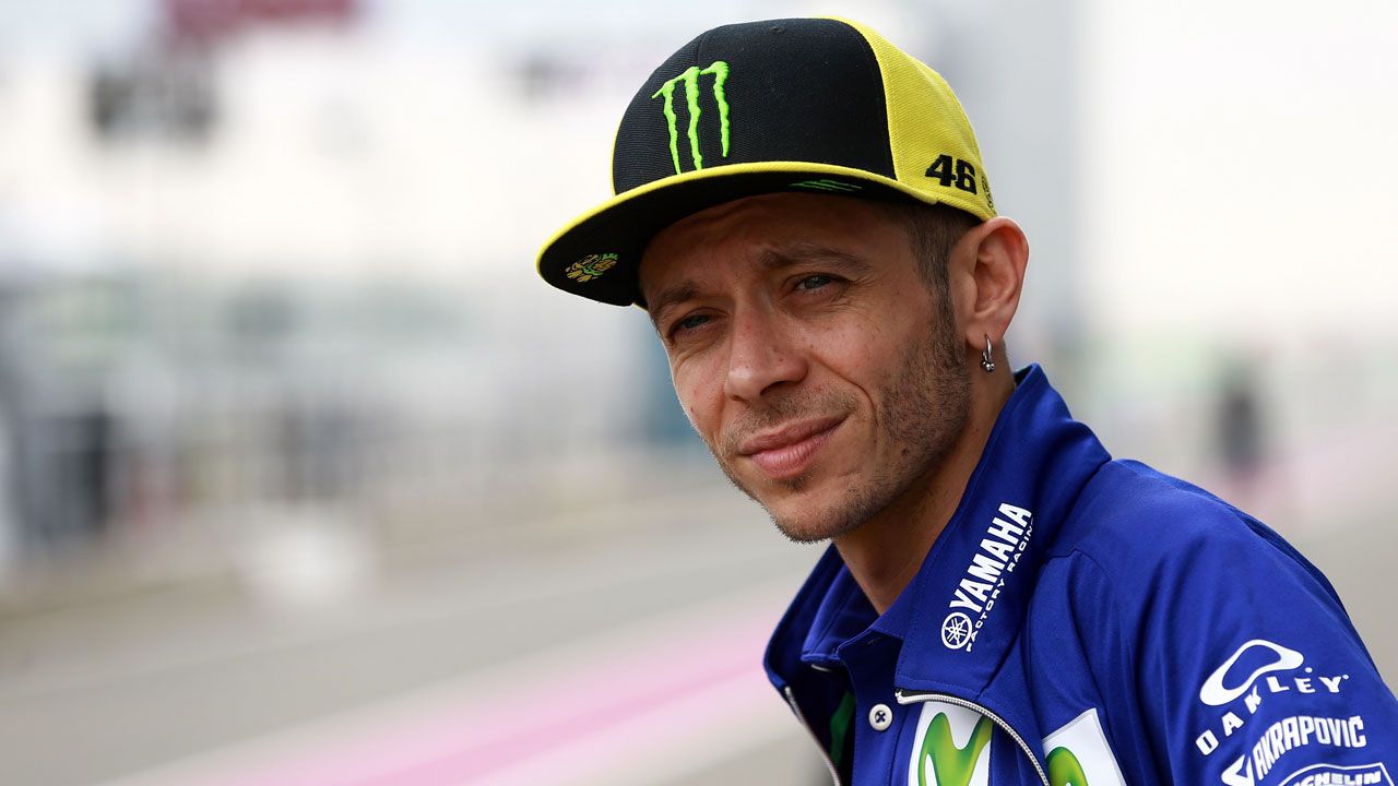 Valentino Rossi hospitalizado tras un accidente cuando hacía Motocross