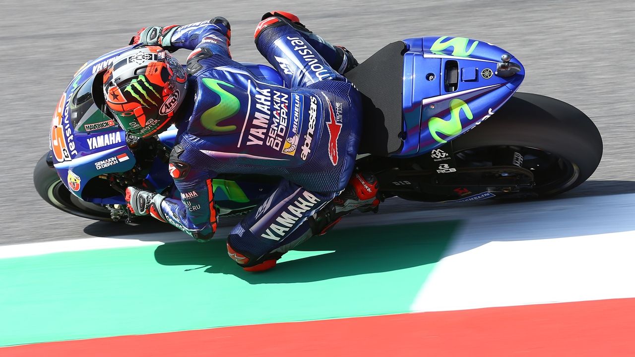 Sólo un magistral Maverick Viñales deja a Valentino Rossi sin pole de Mugello