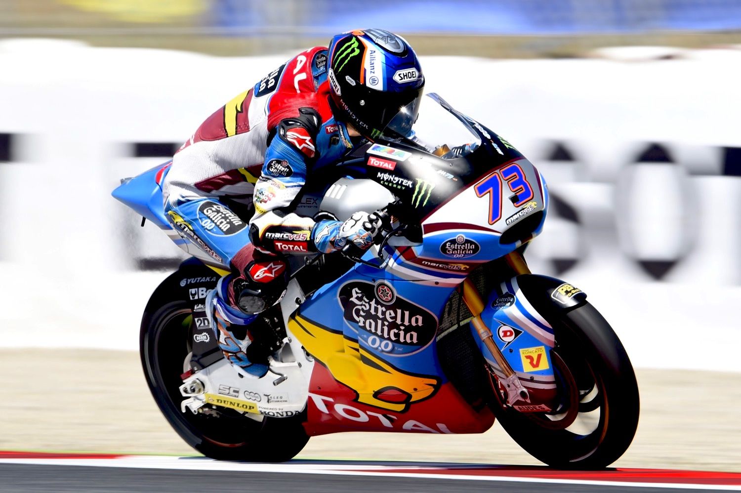 Álex Márquez arrasa en Moto2