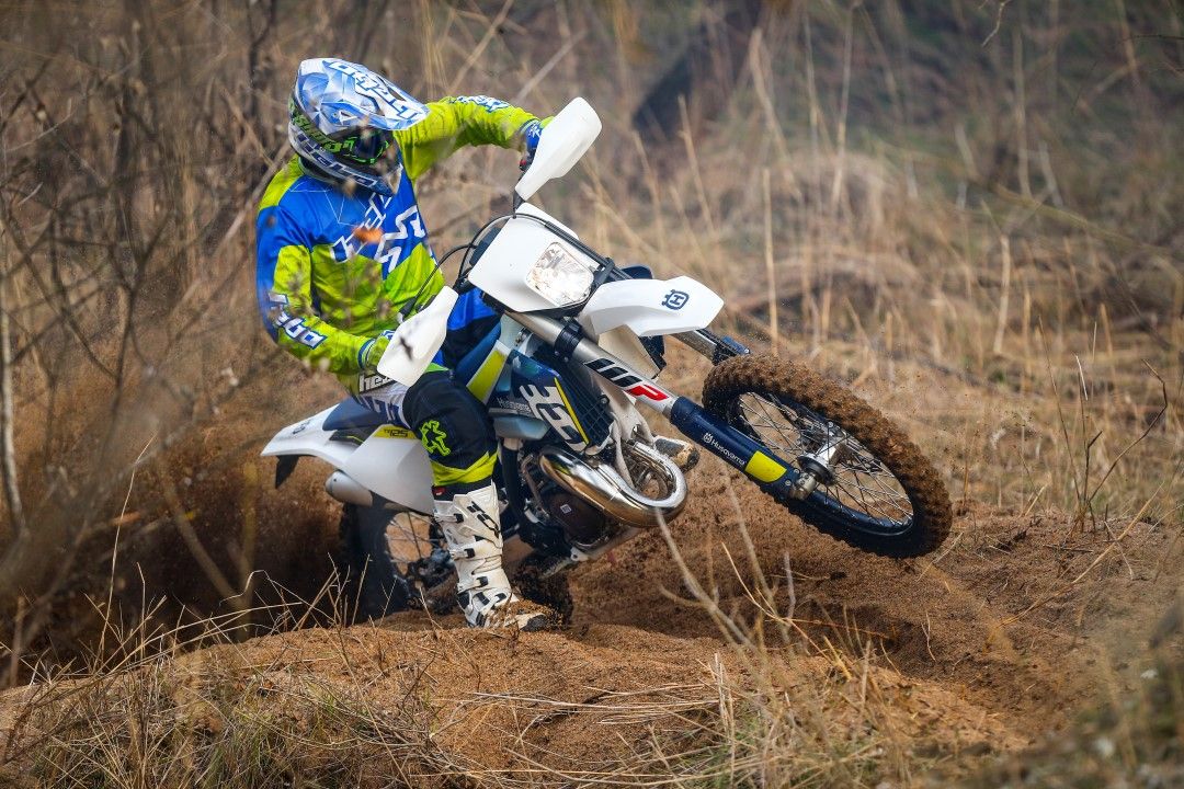 Husqvarna TX 125 2017, prueba en detalle, fotos y ficha técnica