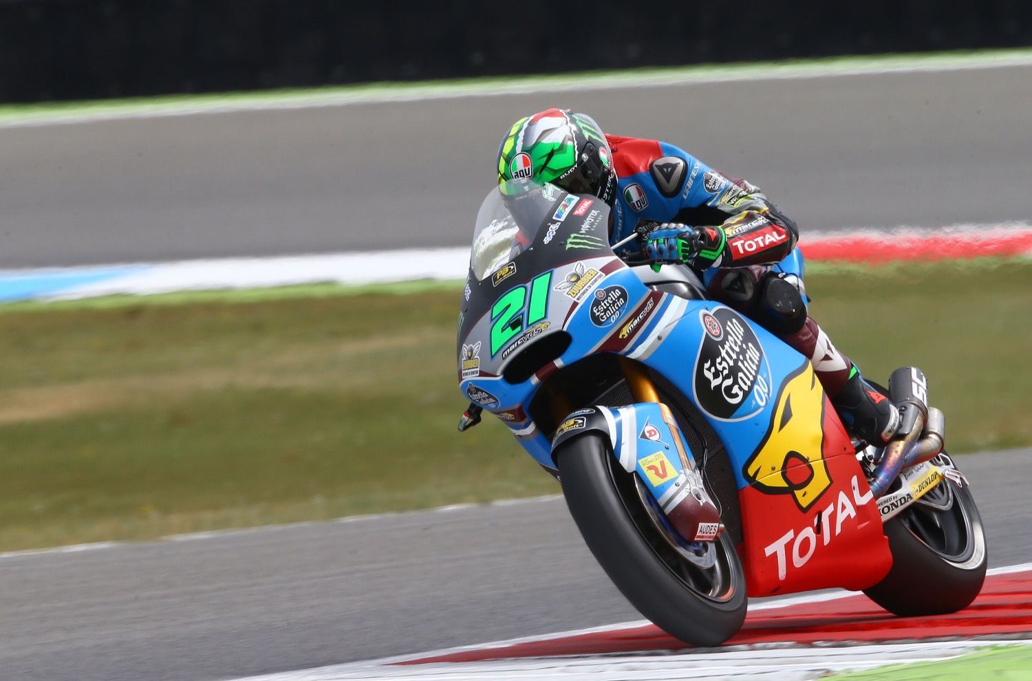 Franco Morbidelli conquista Assen en una carrera muy disputada