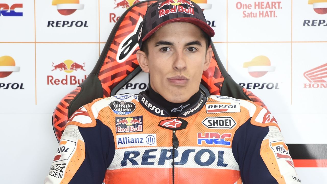 Marc Márquez contradice a Maverick Viñales: "Yo iba en la línea y estaba tirando"