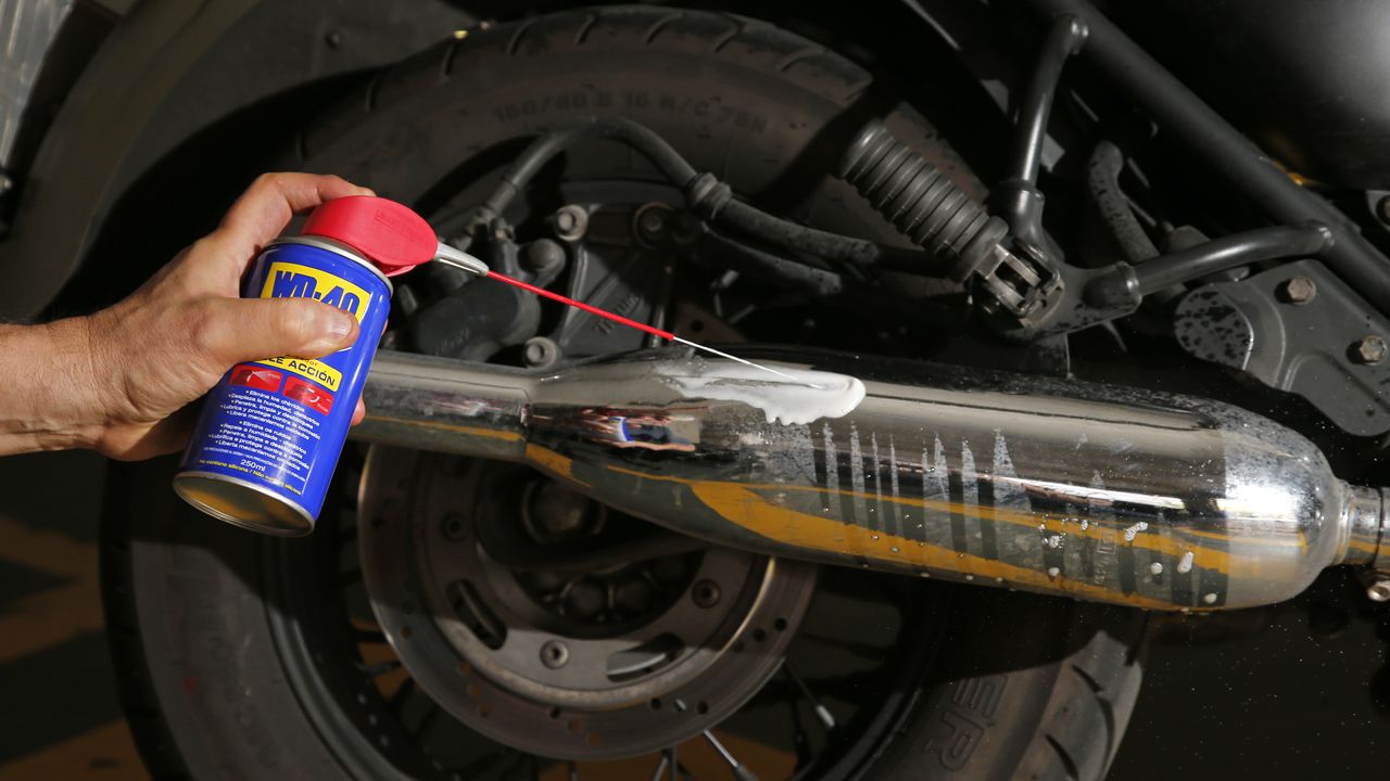 Cómo limpiar los cromados de tu moto