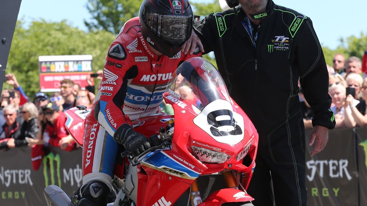 No habrá Michael Dunlop vs Guy Martin en la Southern 100, Honda no está lista