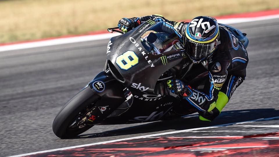Nicolò Bulega prueba la Kalex de Moto2 del Sky Racing Team VR46