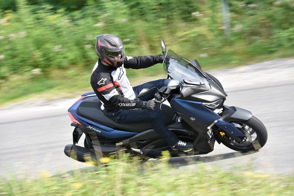 Yamaha X-Max 400, prueba, ficha técnica y primeras impresiones