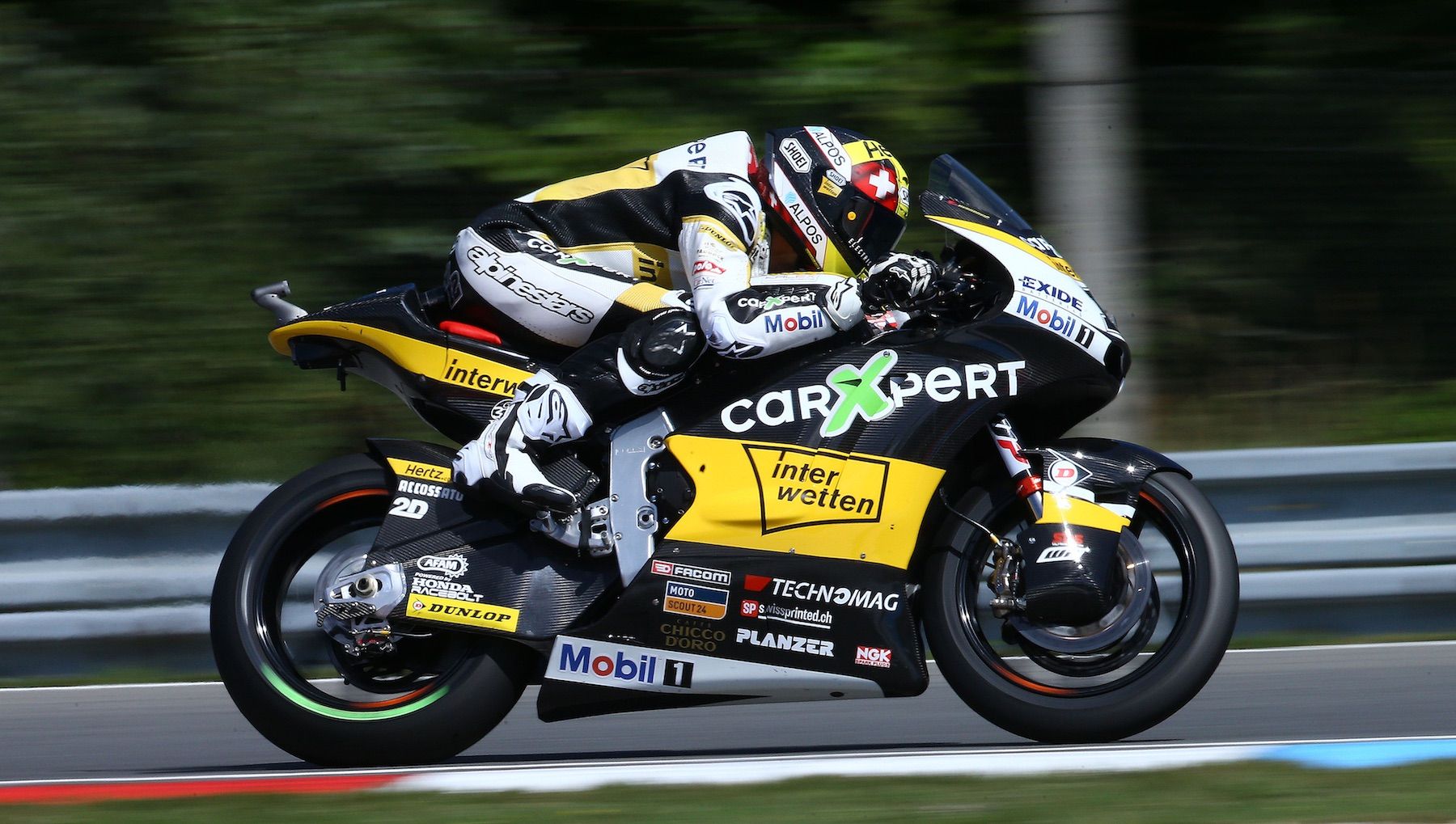 Thomas Luthi y Álex Márquez exprimen el sprint de Moto2 para recortar distancias