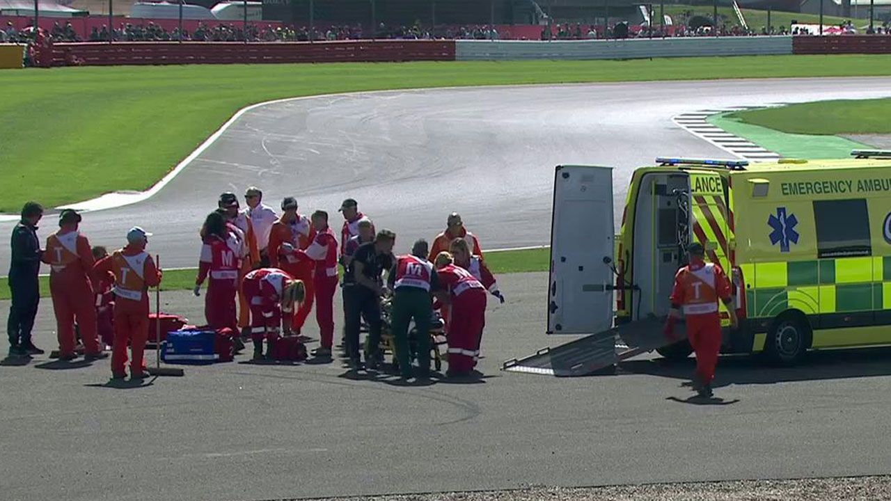 Juanfran Guevara da el susto del día en Silverstone