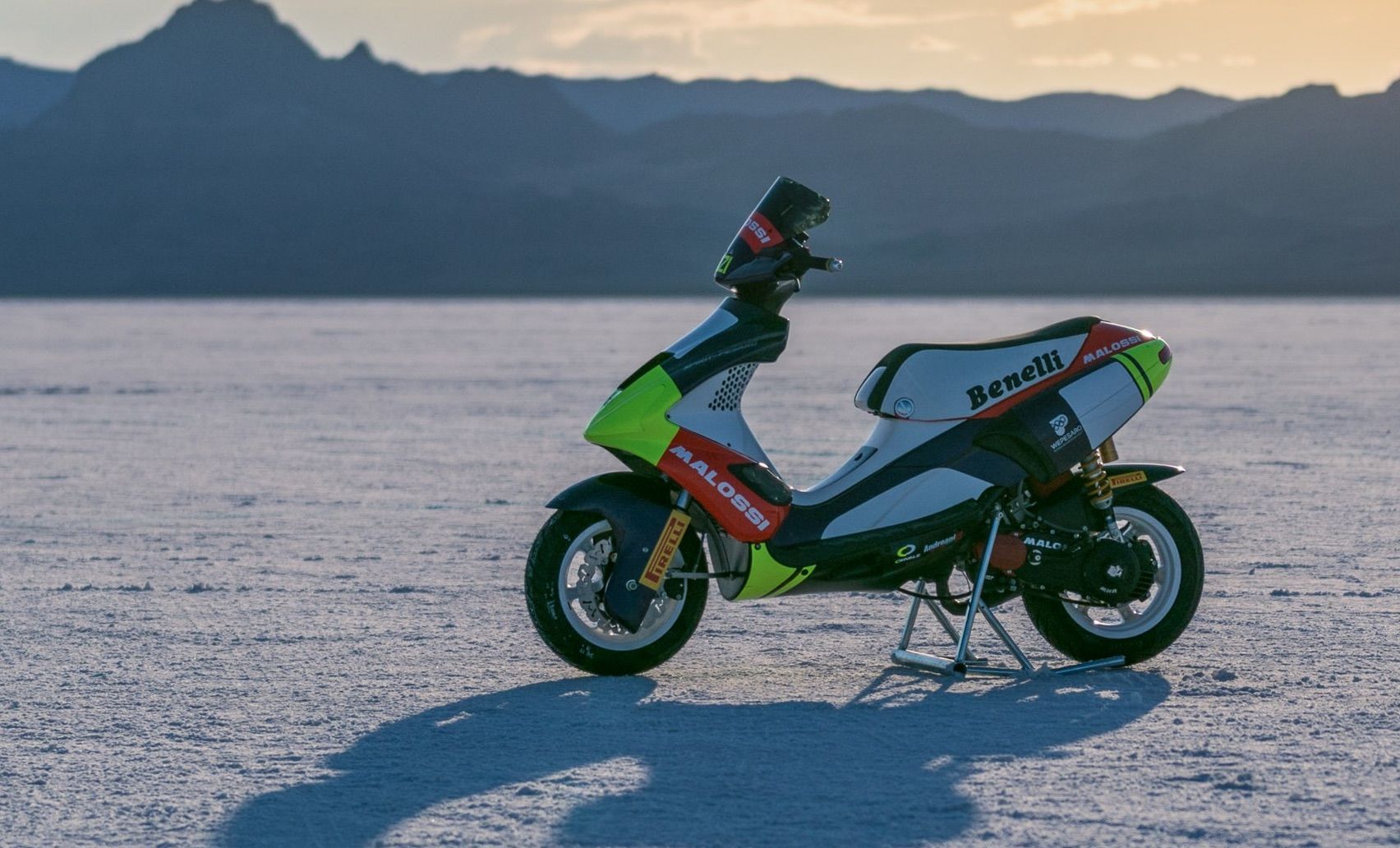 Rompiendo récords en Bonneville con un scooter de 50cc