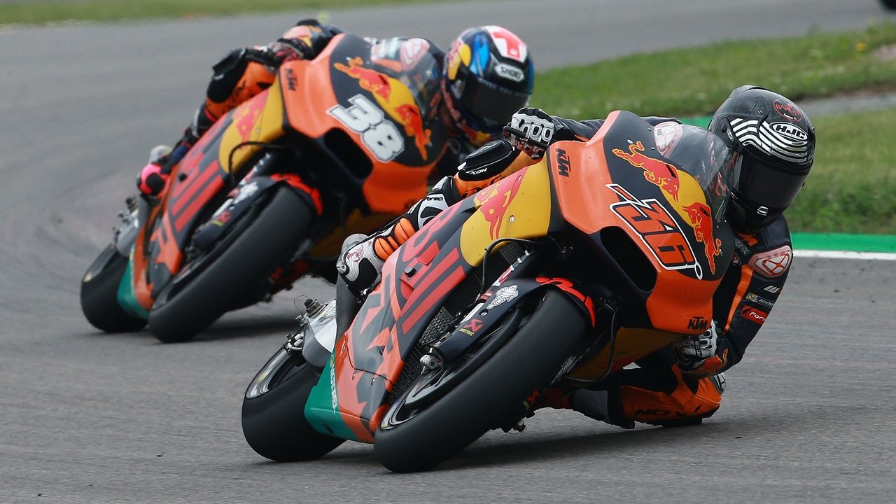Mika Kallio podría sustituir a Bradley Smith en KTM para MotoGP 2018