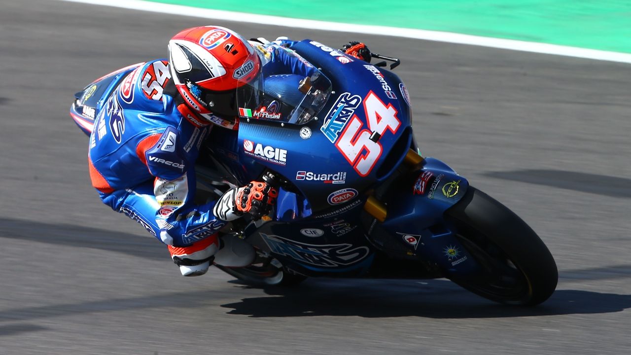 Mattia Pasini domina el viernes de Misano buscando un hito