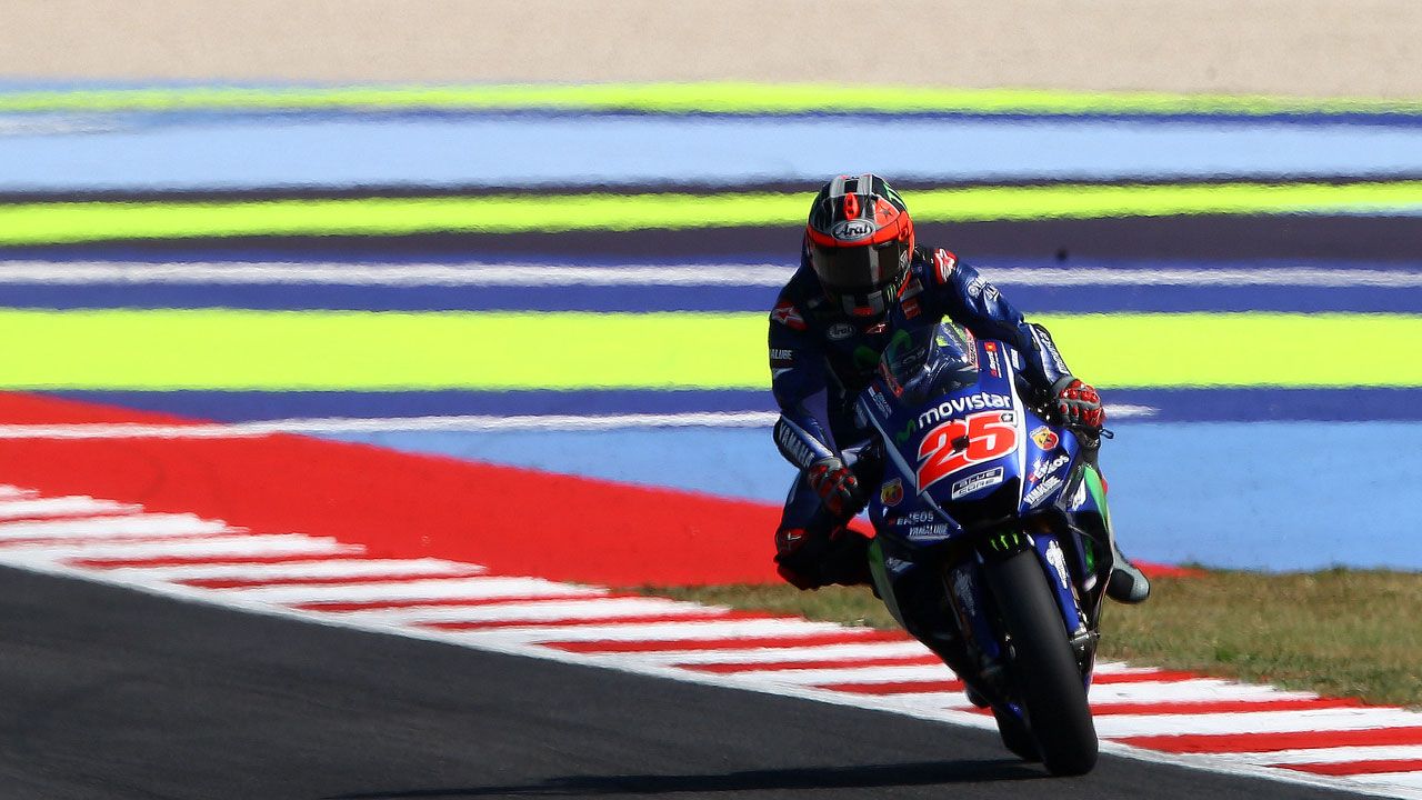 Maverick Viñales: “Aprieto igual que si estuviera Rossi”