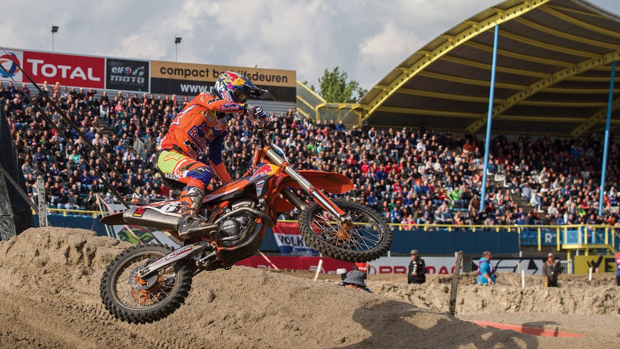 Jorge Prado suma su tercer triunfo en el Mundial de MX2