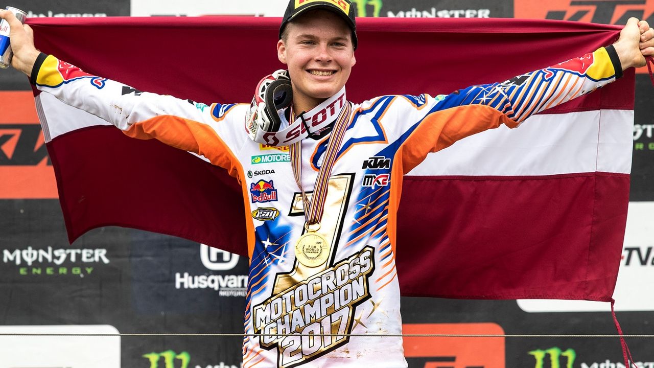 Pauls Jonass se proclama campeón de MX2 y Jorge Prado cierra un 2017 sensacional