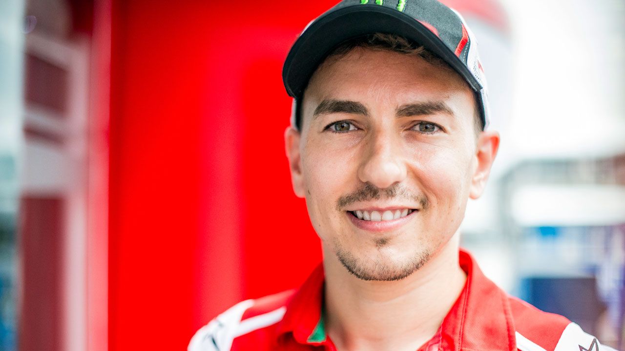 Jorge Lorenzo: “Assen fue una locura, pero tibia y peroné es una lesión más fuerte”