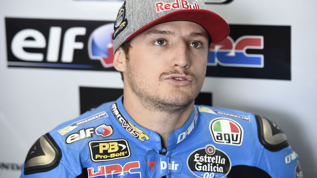 Jack Miller se fractura la tibia entrenando y no correrá el GP de Japón