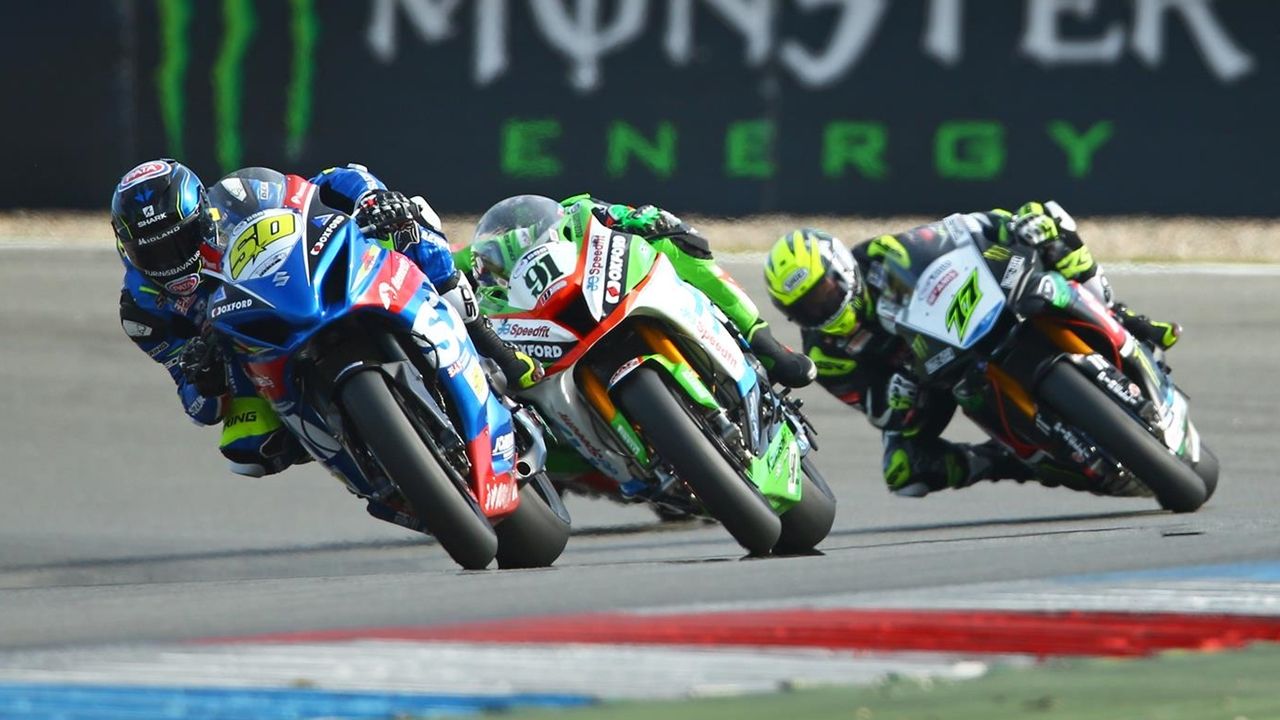 NoTodoMotoGP: El primer triunfo europeo de la nueva GSX R-1000 y un adiós definitivo