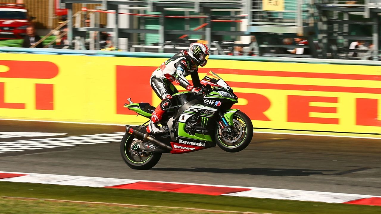 Jonathan Rea se cuela entre los más grandes de la historia del motociclismo