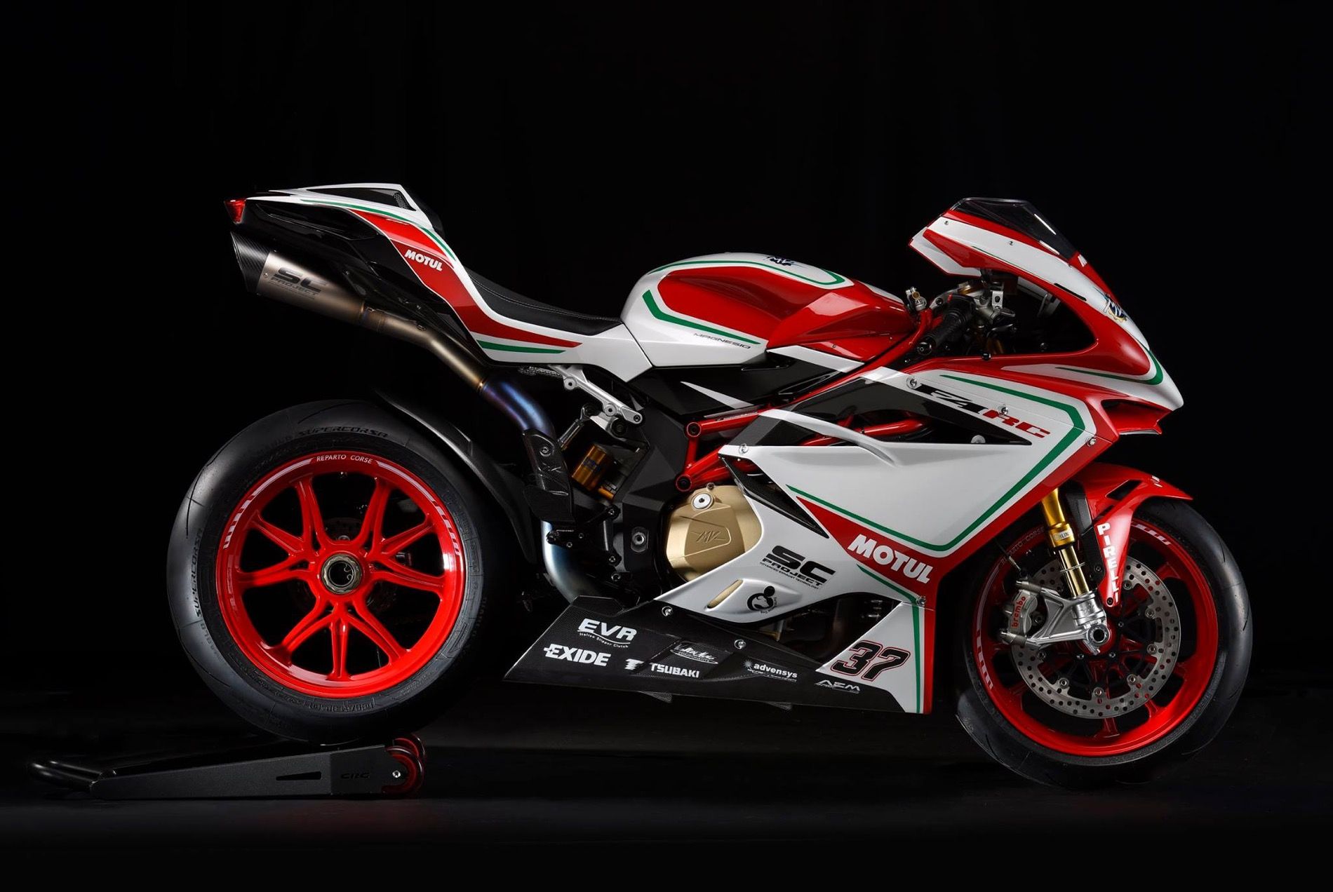 MV Agusta F4 RC 2018, vuelve la réplica más querida de MV Agusta