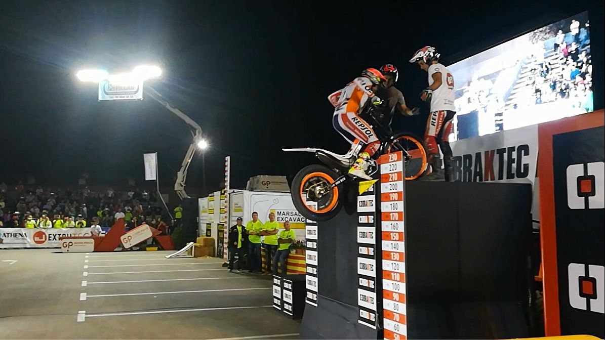 Toni Bou bate dos Récord Guinness
