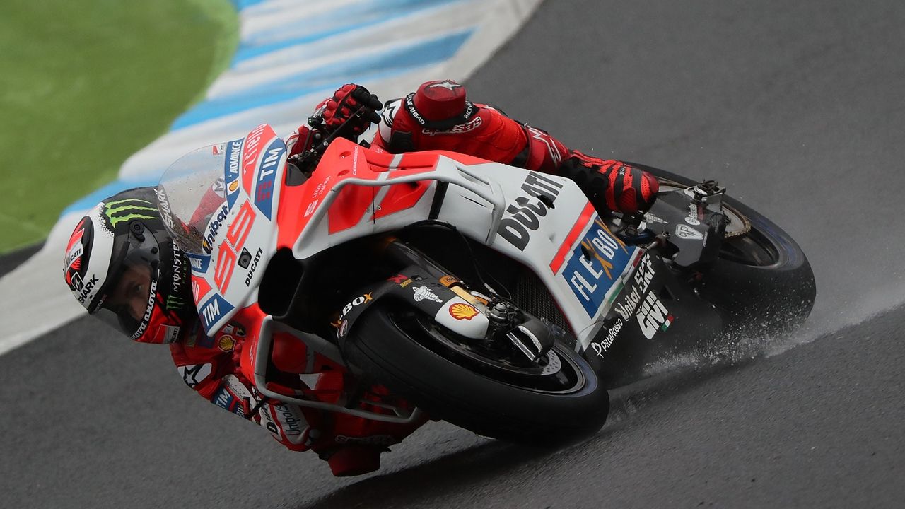 Jorge Lorenzo: "Cal Crutchlow ha entendido que ha sido su culpa y me ha pedido perdón"