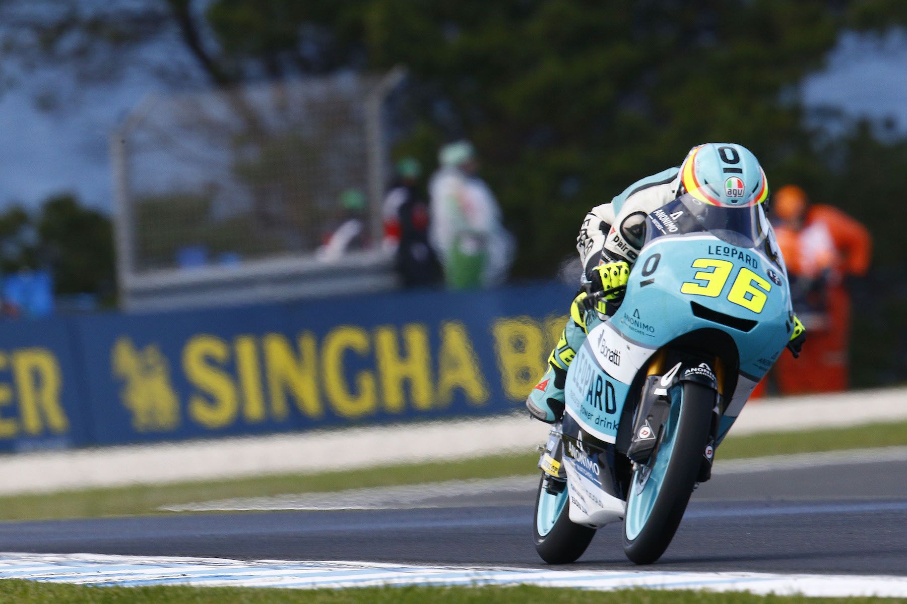 Joan Mir, primeros pasos liderando los libres de Moto3 en Australia