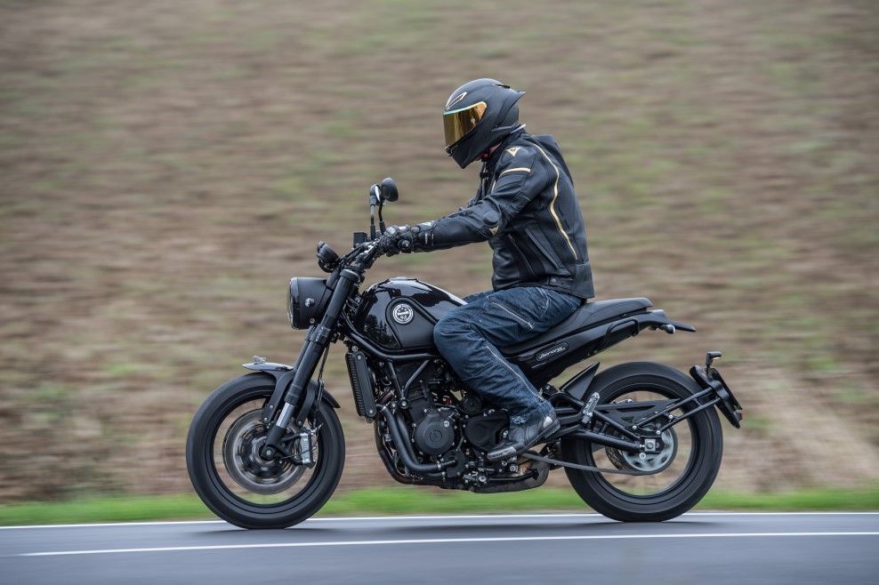 Benelli Leoncino 502, prueba, ficha técnica y primeras impresiones