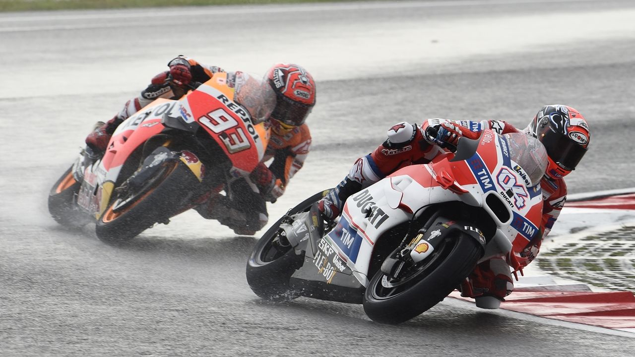 Marc Márquez vs Andrea Dovizioso: En Sepang, la (pen)última y a casa