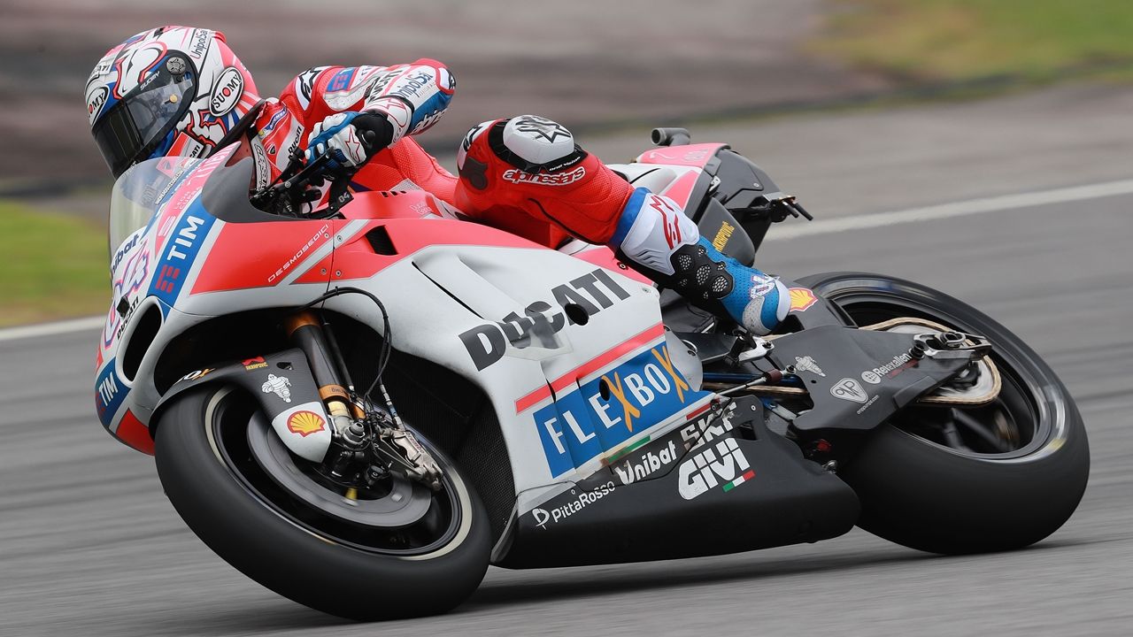 Andrea Dovizioso 'avisa' a Marc Márquez: primero en seco y en mojado