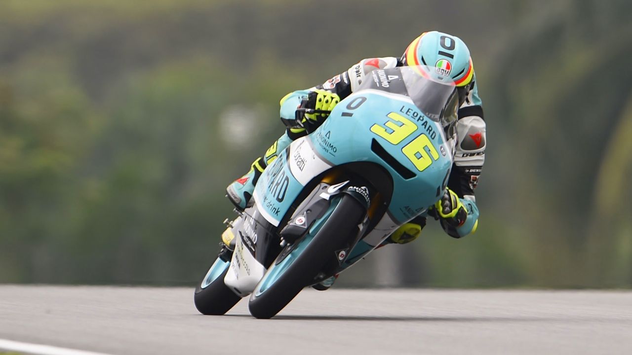 Joan Mir da una exhibición en Sepang para igualar a Marc Márquez