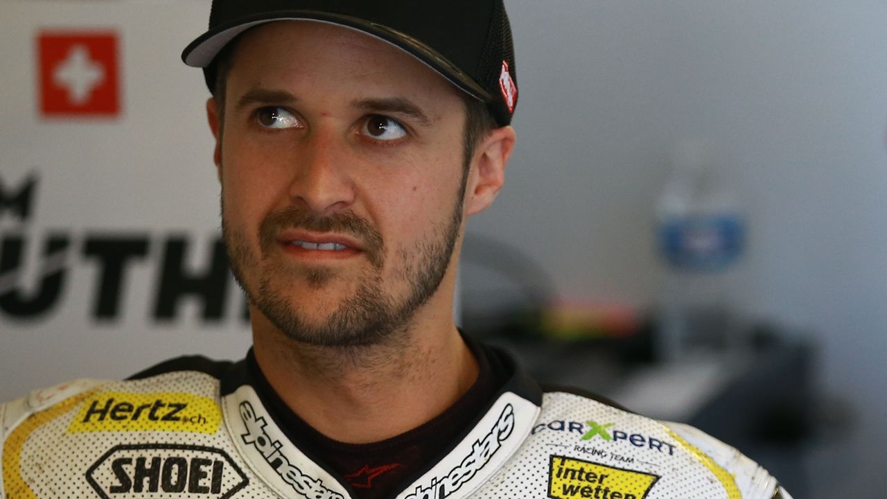 Thomas Luthi no podrá estrenarse con la MotoGP en Valencia