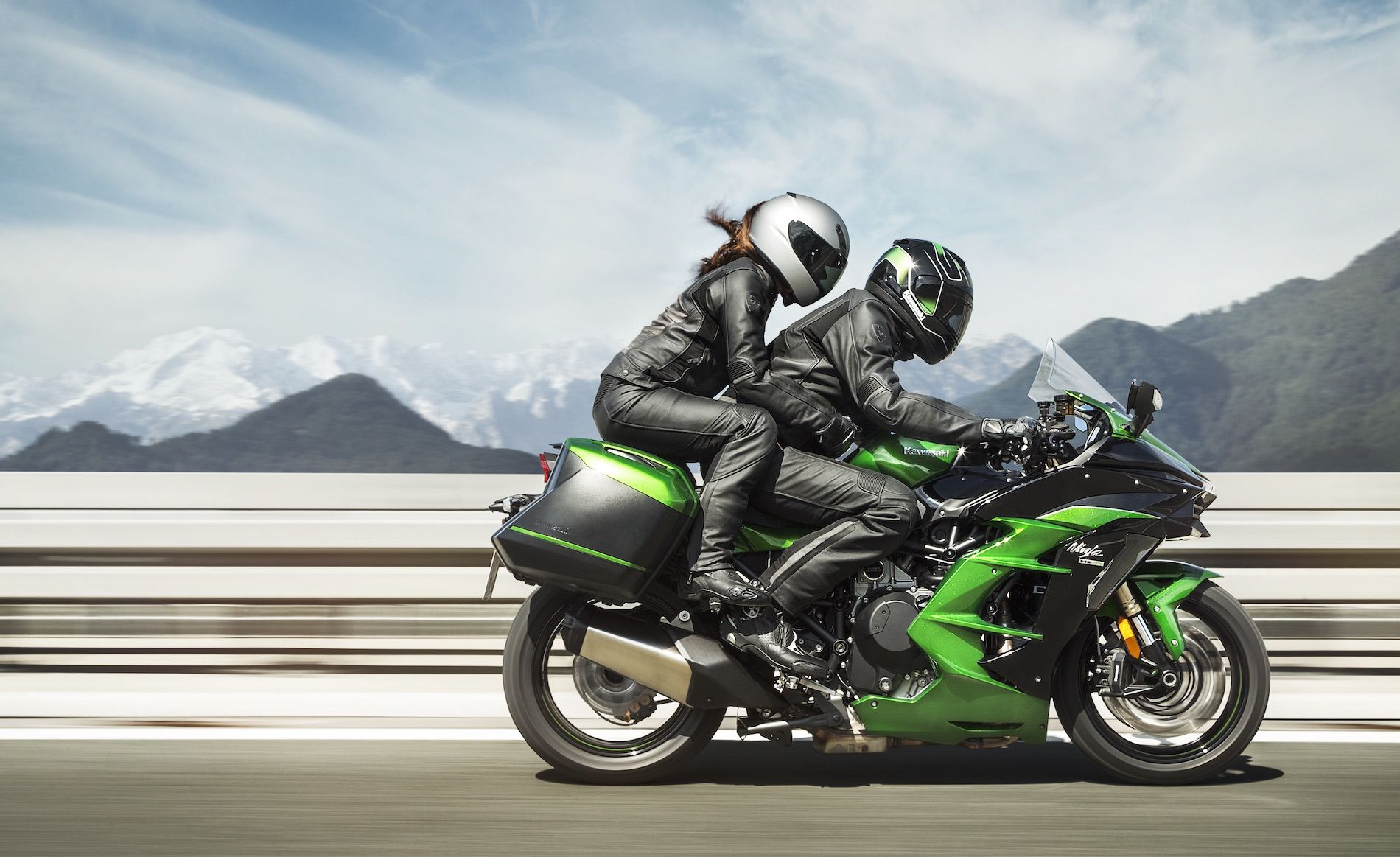 Kawasaki Ninja H2 SX y Ninja H2 SX SE 2018