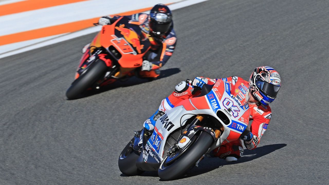 Ducati y KTM marcan la pauta de la evolución en MotoGP
