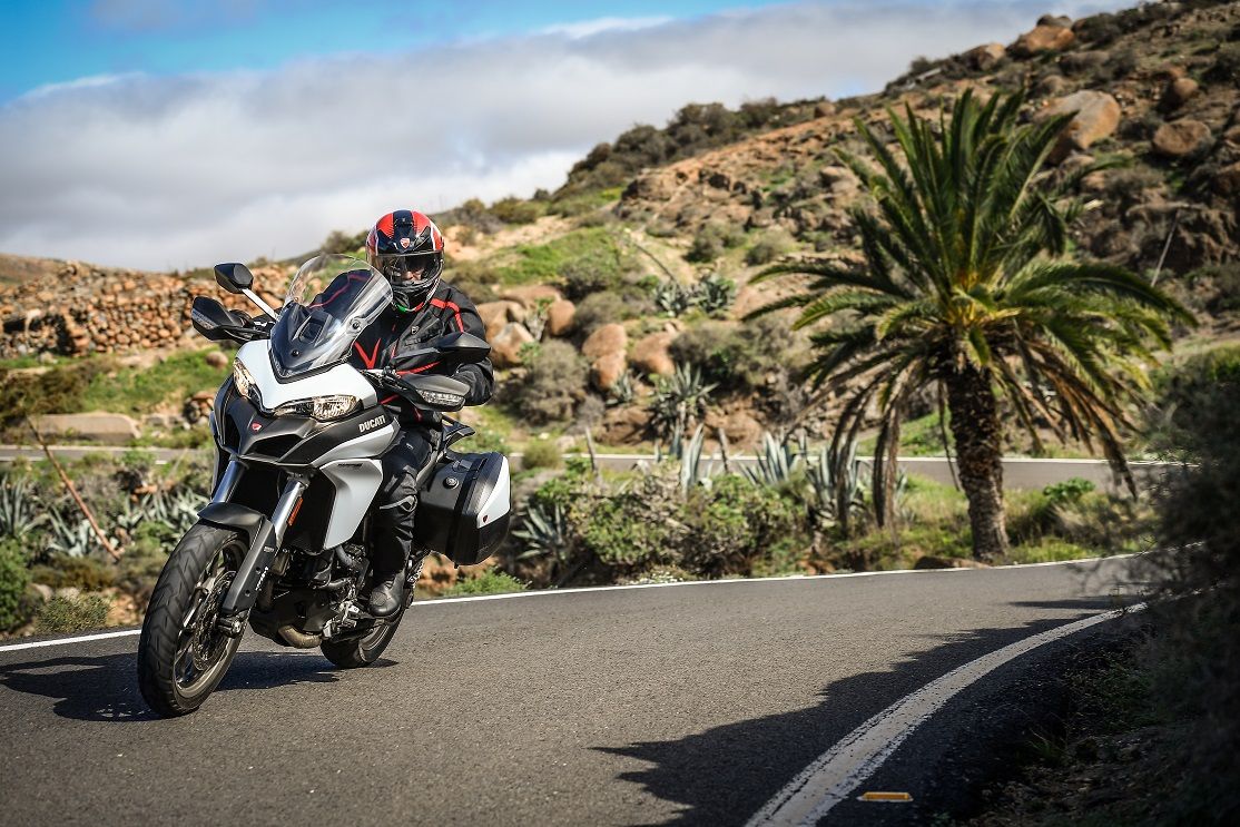 Red Friday de Ducati: ¡1.000 euros en accesorios de regalo!