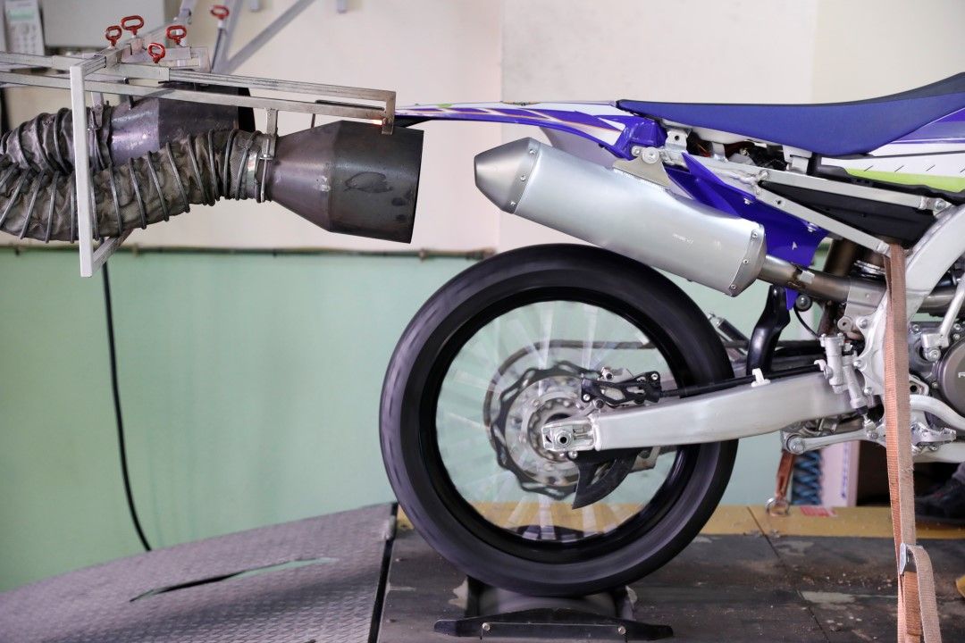 Long Test: Silenciador de escape Akrapovic Slip-On