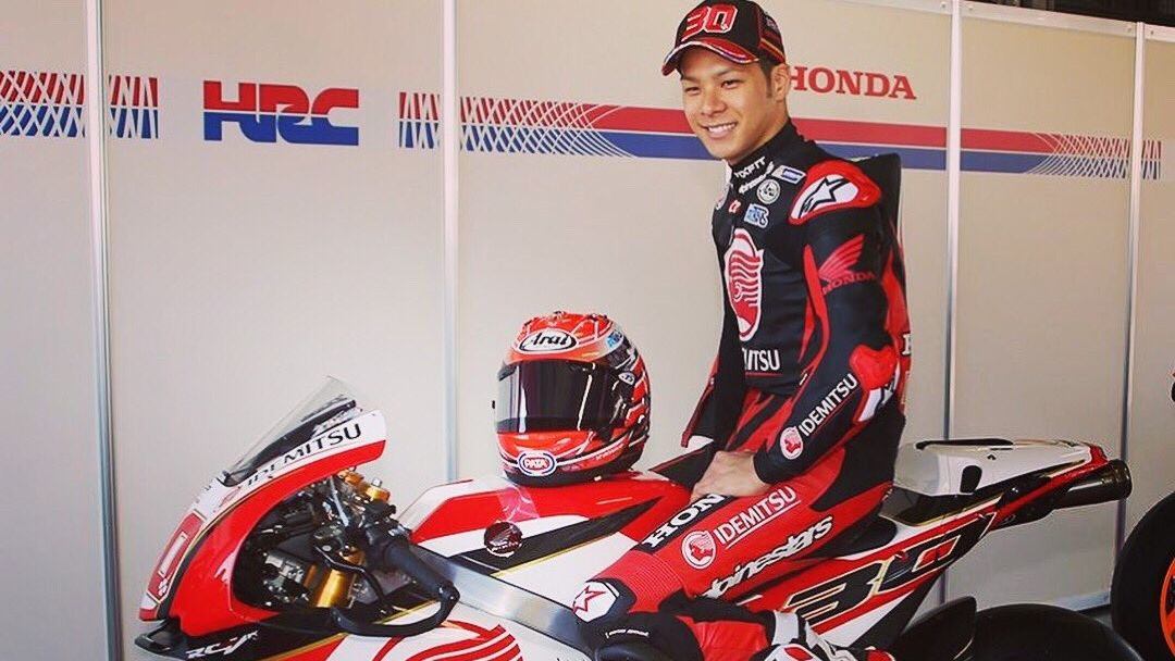 Takaaki Nakagami enseña los colores de su Honda RC213V para MotoGP 2018