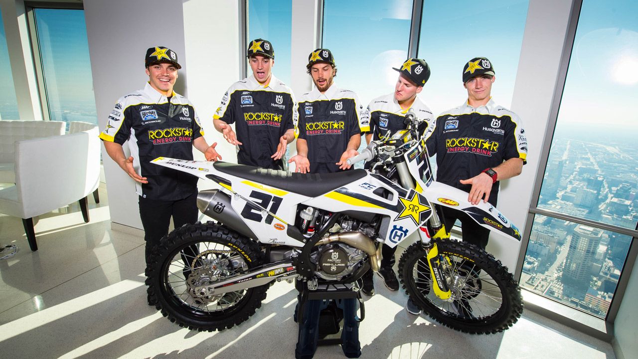 Husqvarna presenta a su equipo oficial SX USA 2018