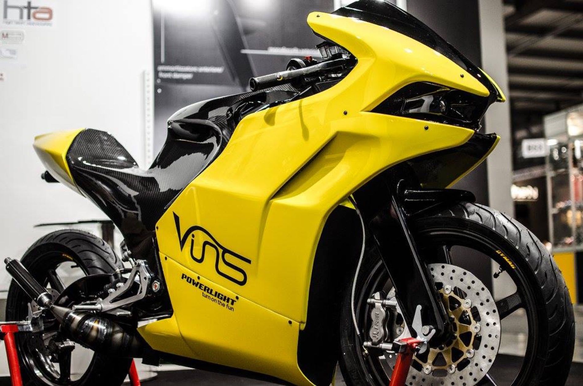 Vins Duecinquanta, la deportiva 2 tiempos de 80 cv y 85 kg que quiere pasar la Euro4