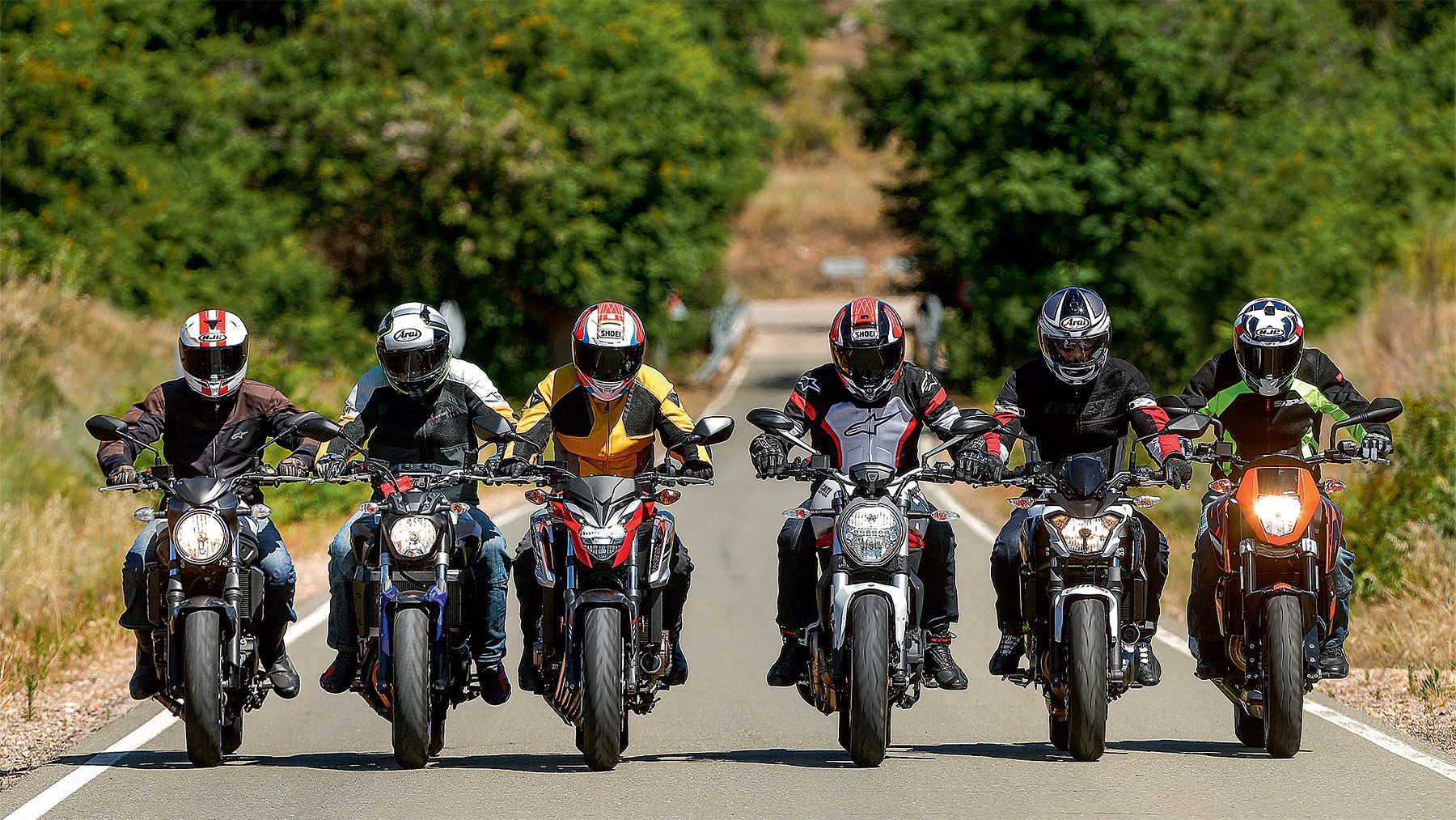 Comparativa Naked: MT07 vs Monster 797 vs SV650 vs Z650 vs CB650F vs 690 Duke