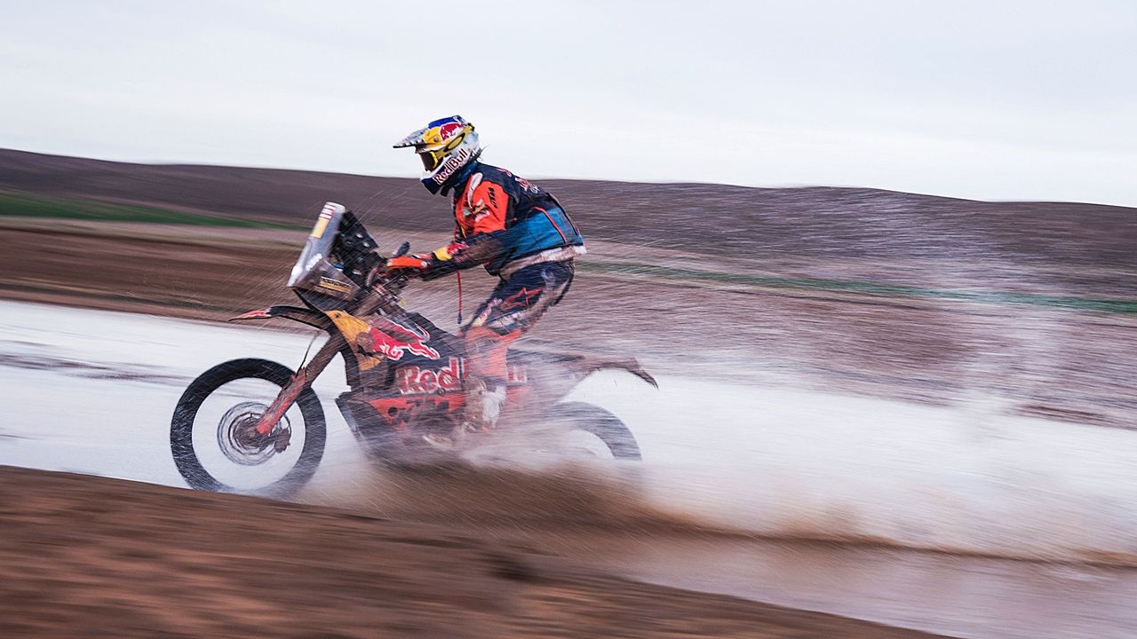 Dakar 2018: Toby Price y Kevin Benavides reducen distancias con Matthias Walkner