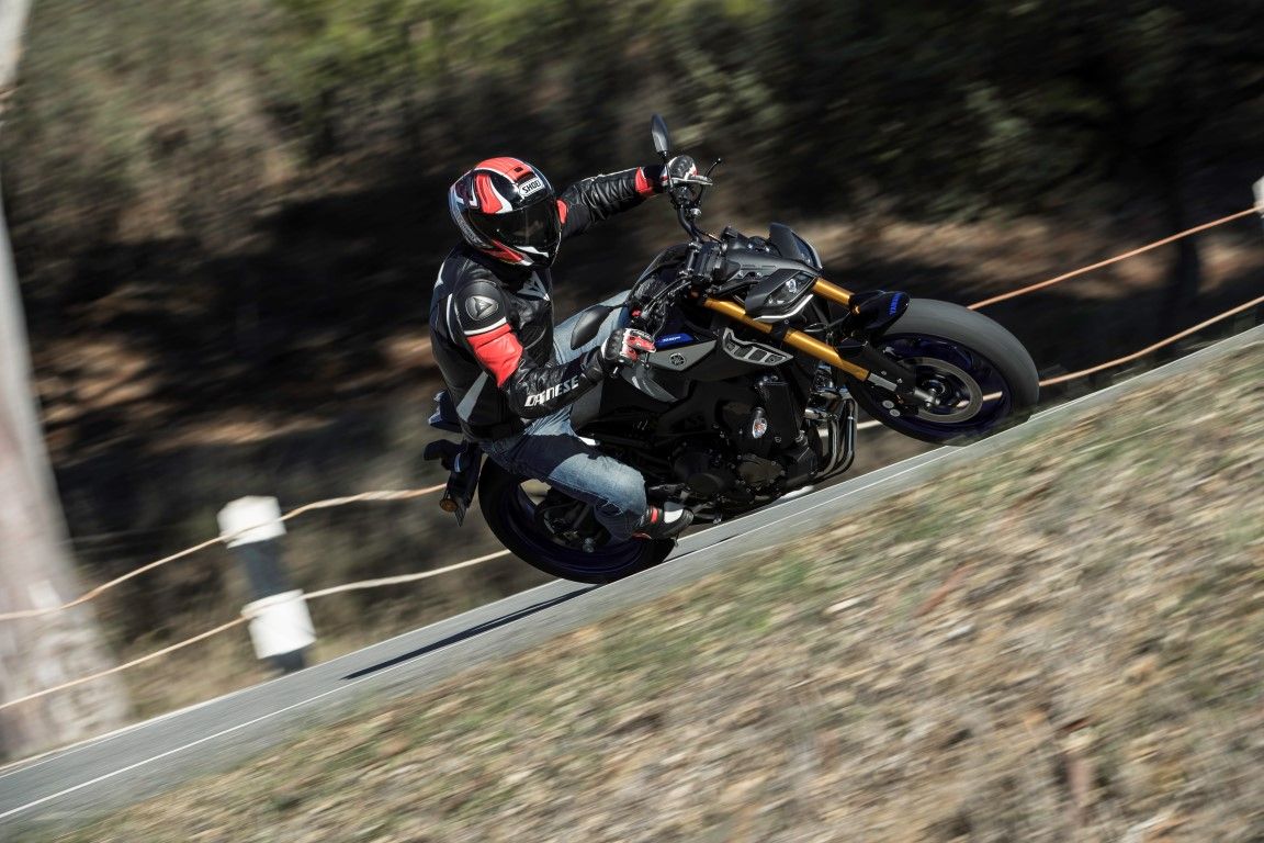 Yamaha MT-09 SP 2018, prueba, ficha técnica y primeras impresiones