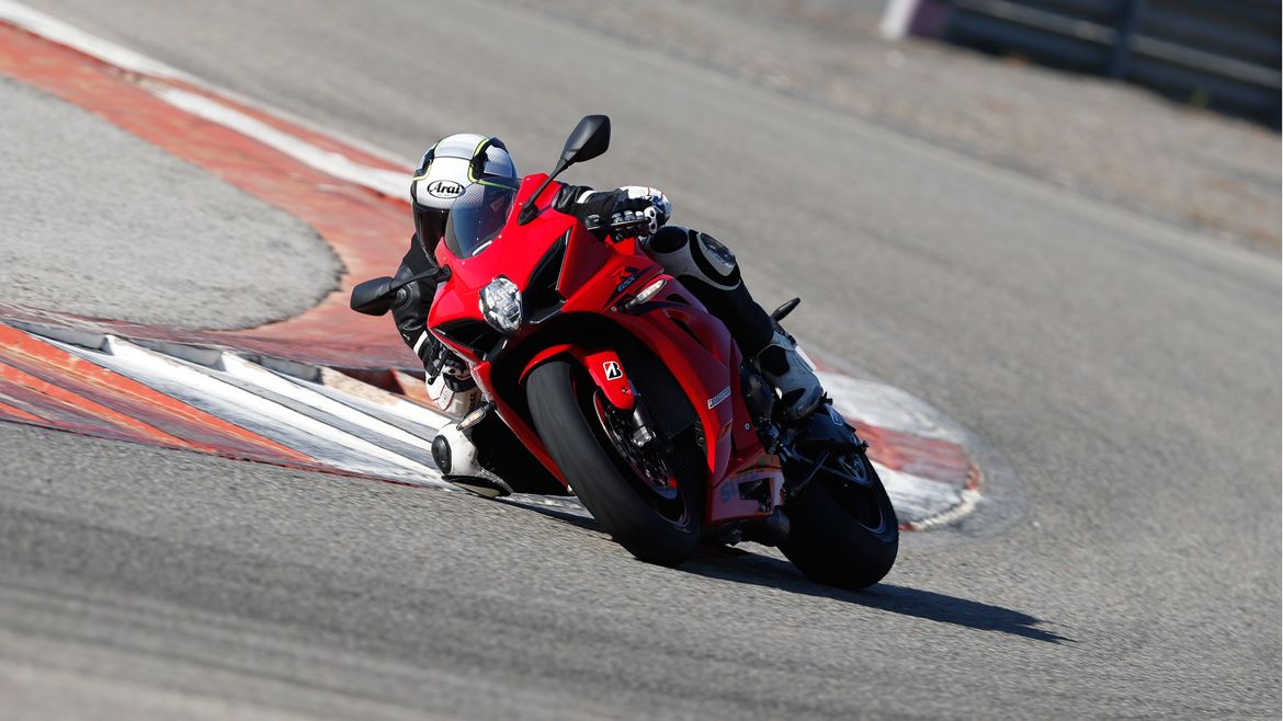 Bridgestone Battlax Racing R11