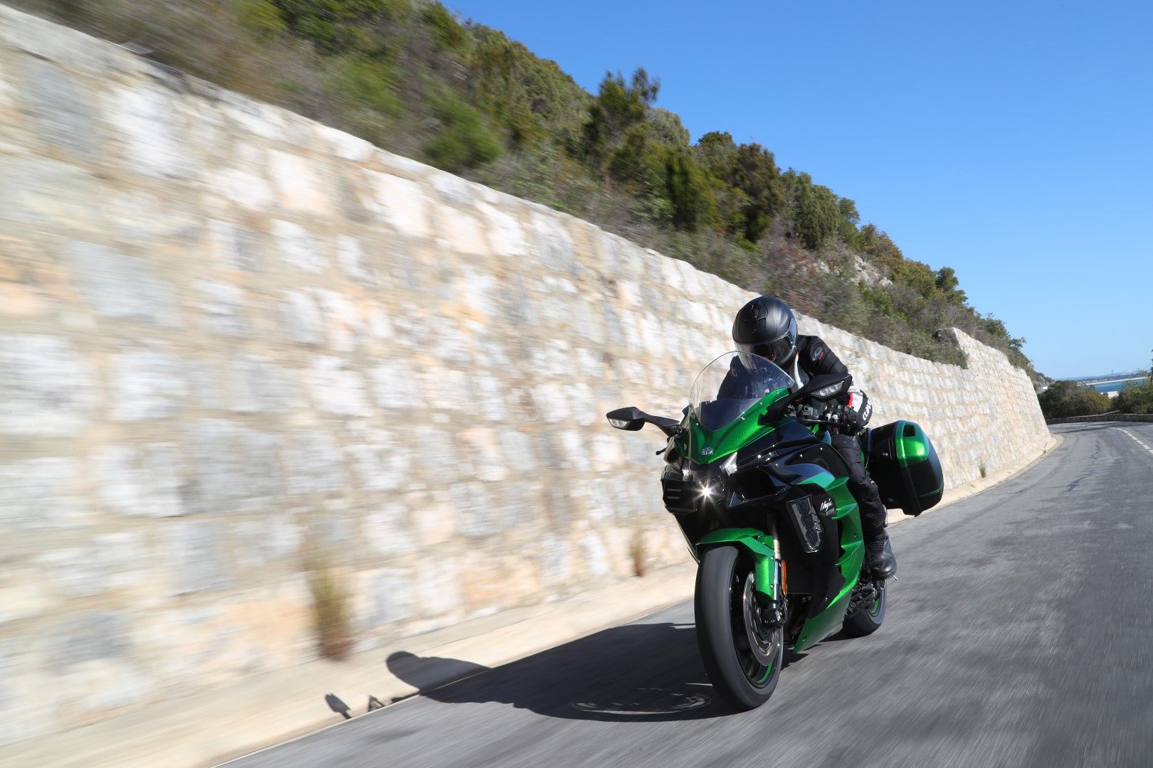 Kawasaki Ninja H2 SX, prueba, ficha técnica y primeras impresiones
