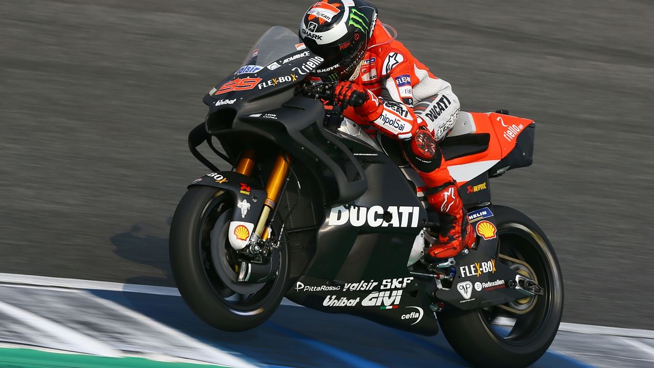 Jorge Lorenzo: “No hemos sido competitivos, tenemos que entender qué nos pasa”