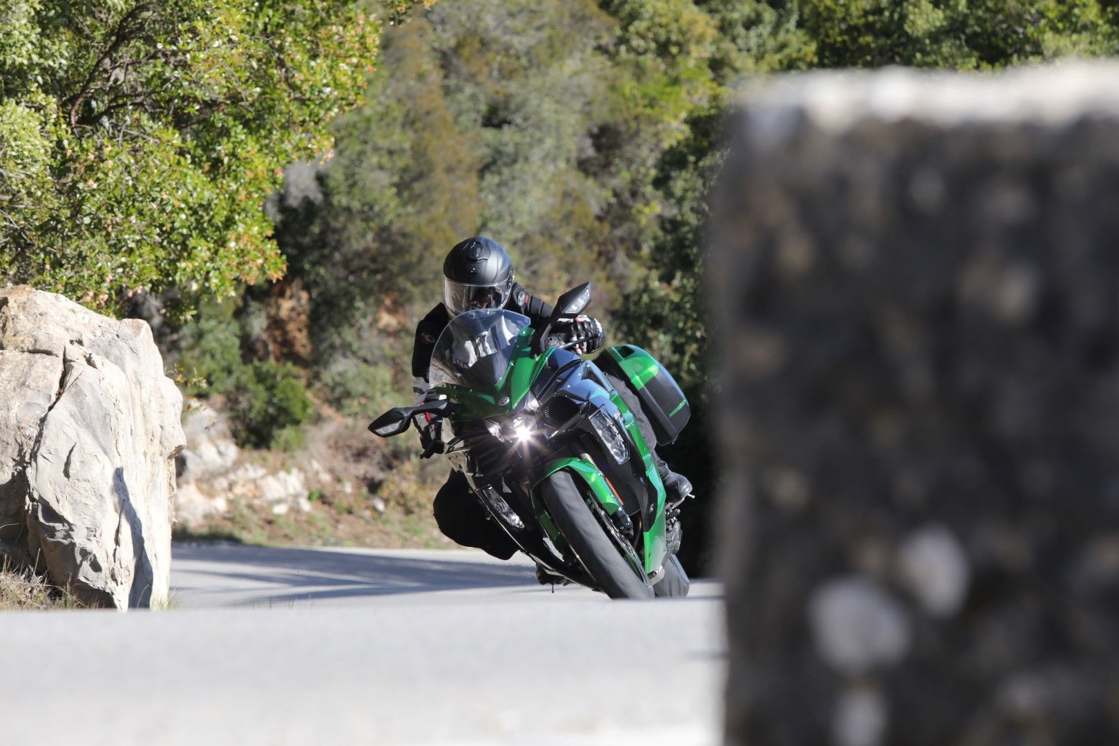 Kawasaki Ninja H2 SX, la prueba en vídeo
