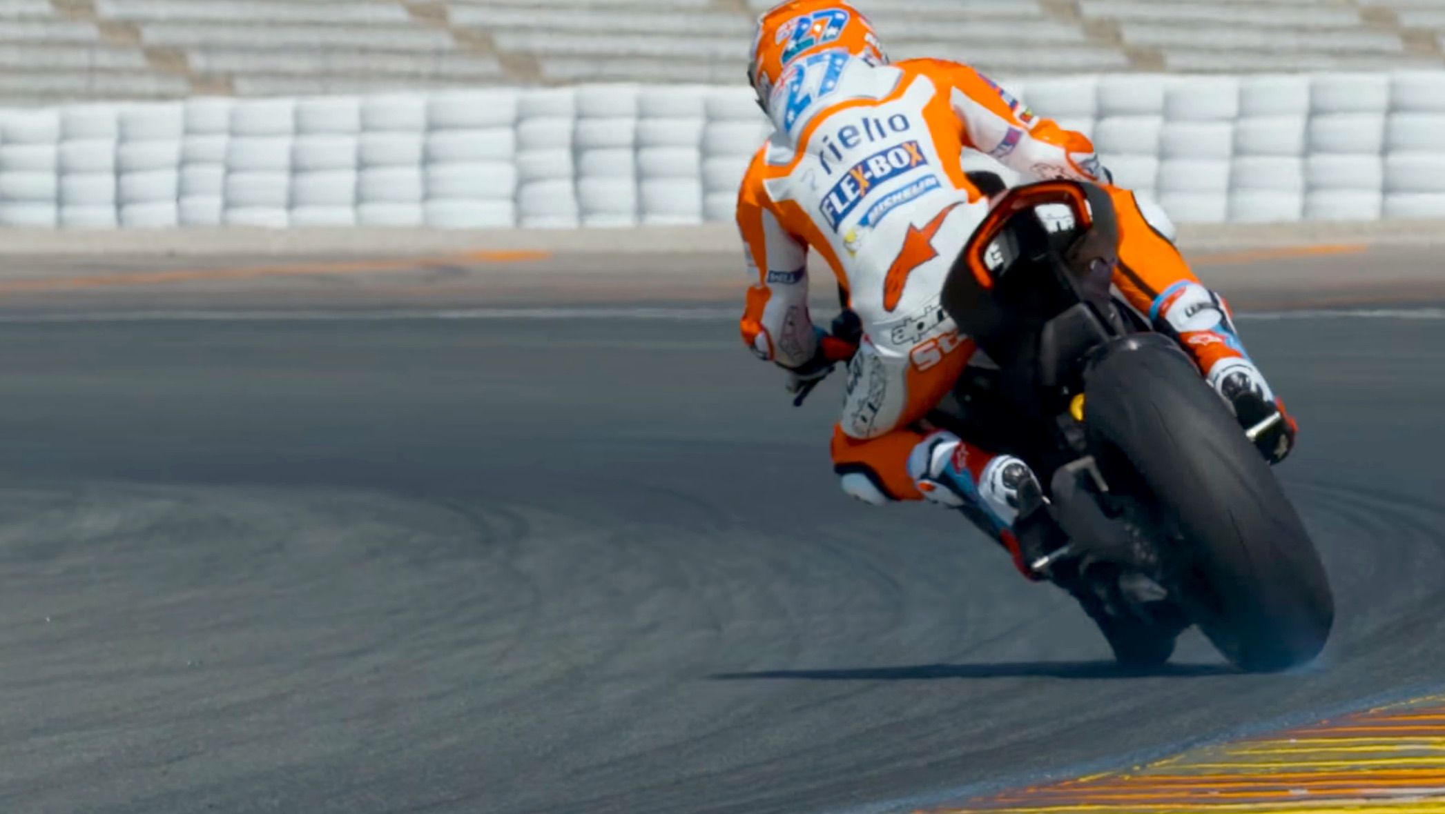 Casey Stoner sobre la Ducati Panigale V4: "Es raro que me impresione una moto de calle pero…"