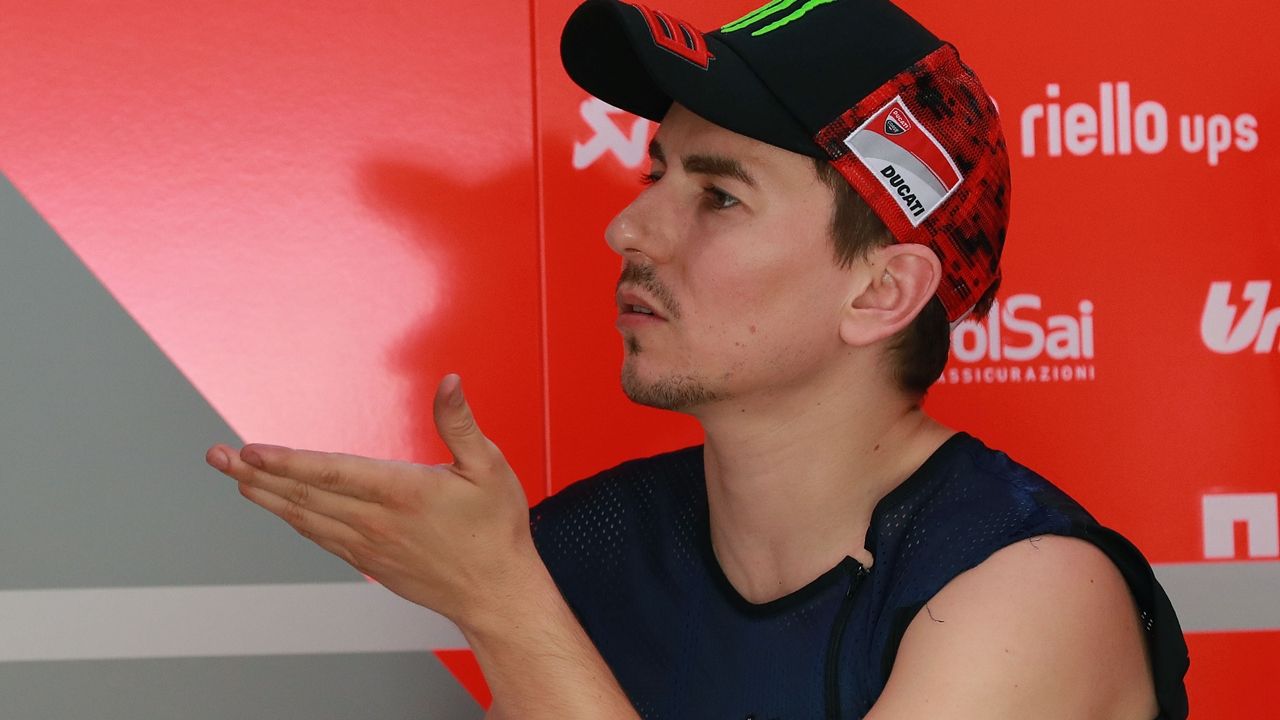 Jorge Lorenzo: “Cuando baja la temperatura me falta confianza”