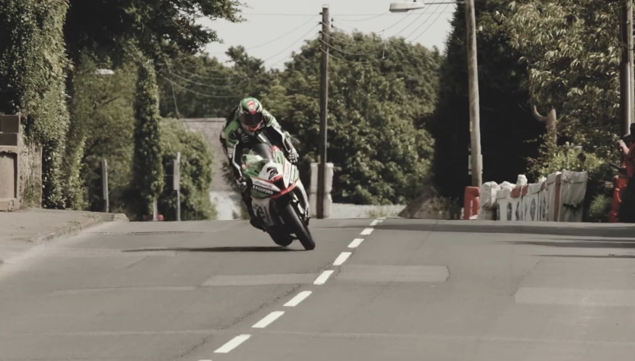 Tourist Trophy 2018, piel de gallina instantánea en su último vídeo promocional