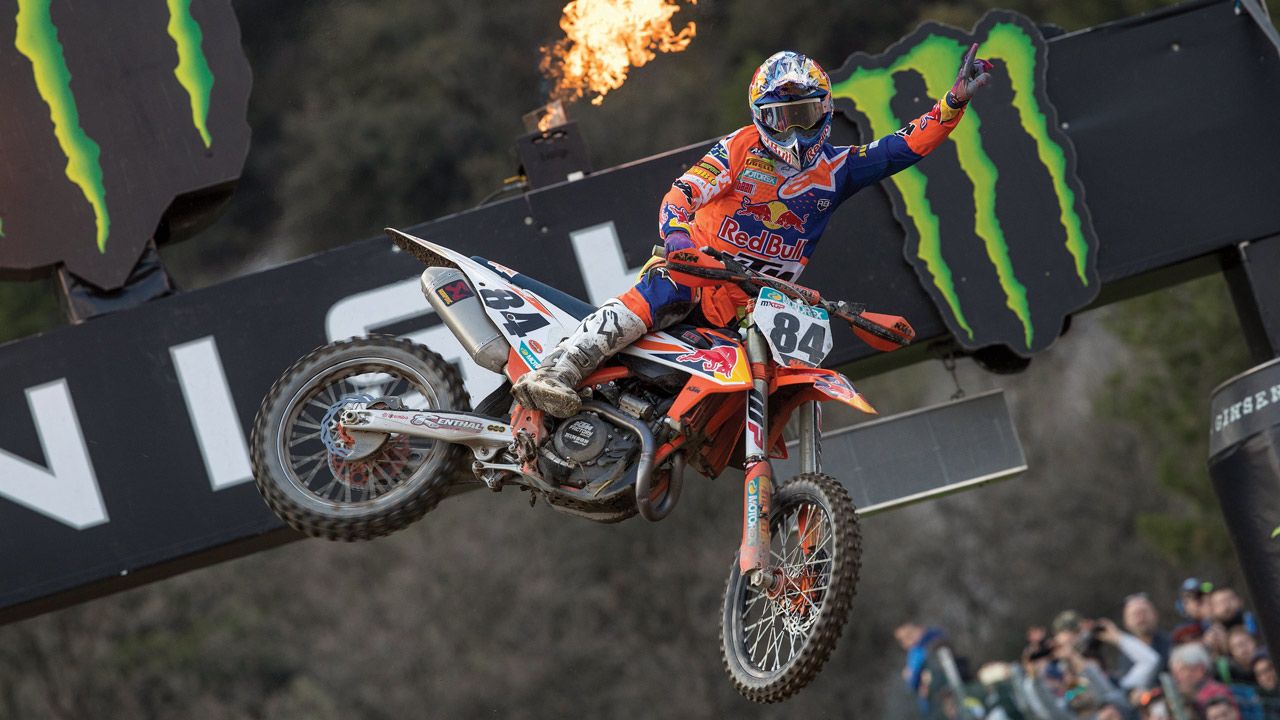 Jeffrey Herlings se sitúa al mando de MXGP con una impecable victoria en Trentino