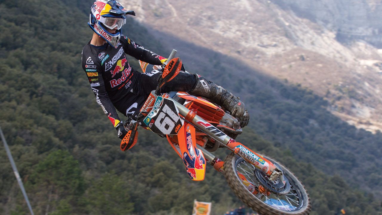 Primer triunfo de Jorge Prado en MX2 2018, en su circuito talismán, el de Trentino